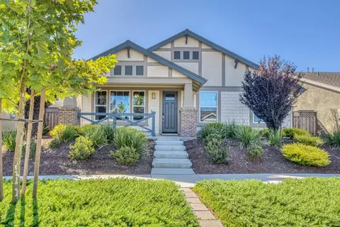 675 Lewis St, King City, CA 93930