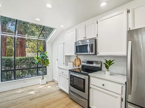Kitchen - 175 Sherland Ave, Mountain View, CA 94043 photo 2 of 4