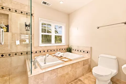 Bath - 1035 Chadbourne Ave, Millbrae, CA 94030 photo 4 of 6