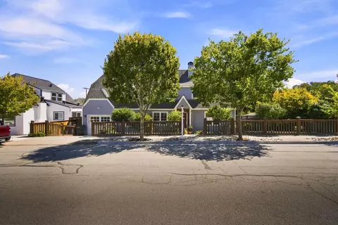 Exterior - 1035 Chadbourne Ave, Millbrae, CA 94030 photo 4 of 13