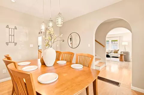 Dining - 1035 Chadbourne Ave, Millbrae, CA 94030 photo 4 of 4