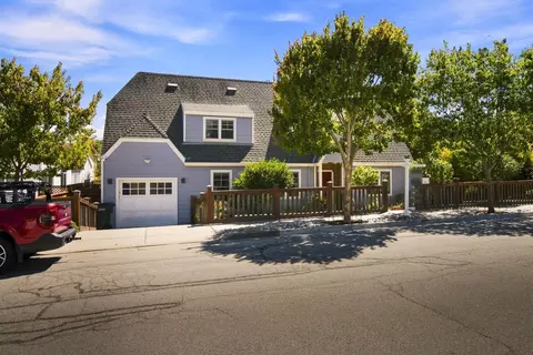 Exterior - 1035 Chadbourne Ave, Millbrae, CA 94030 photo 2 of 13