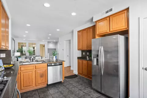 Kitchen - 1078 Mente Linda Loop, Milpitas, CA 95035 photo 5 of 5