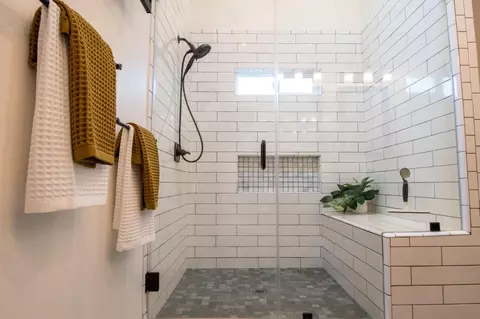 Bath - 1107 Rosita Rd, Pacifica, CA 94044 photo 3 of 3