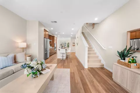 Entry Way - 709 Fruit Ranch Loop, San Jose, CA 95133 photo 5 of 6