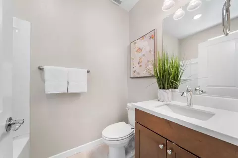 Bath - 709 Fruit Ranch Loop, San Jose, CA 95133 photo 5 of 5