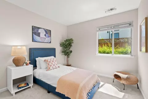 Bedroom - 9412 Saddler Dr, Gilroy, CA 95020 photo 5 of 9