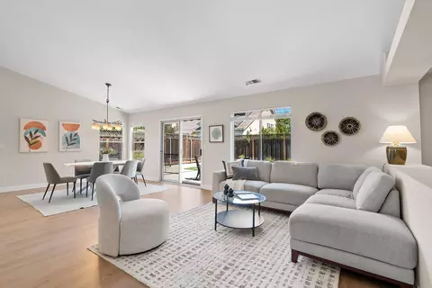 Living - 9412 Saddler Dr, Gilroy, CA 95020 photo 2 of 7