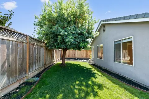 Exterior - 9412 Saddler Dr, Gilroy, CA 95020 photo 6 of 9