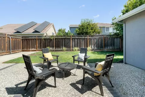 Exterior - 9412 Saddler Dr, Gilroy, CA 95020 photo 3 of 9