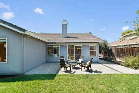 Exterior - 9412 Saddler Dr, Gilroy, CA 95020 photo 5 of 9