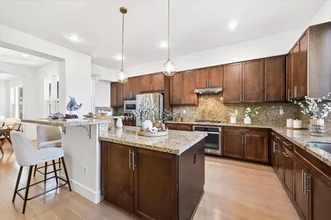 Kitchen - 1929 Momentum Dr, Milpitas, CA 95035 photo 4 of 7