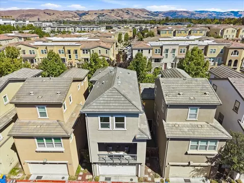 View/Area - 1929 Momentum Dr, Milpitas, CA 95035 photo 2 of 7