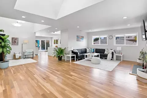 106 Corinne Ave, Santa Cruz, CA 95065