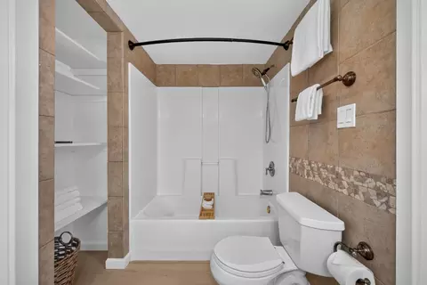 Bath - 299 Corning Ave, Milpitas, CA 95035 photo 2 of 3