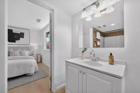 Bath - 299 Corning Ave, Milpitas, CA 95035 photo 3 of 3