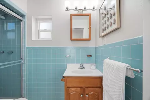 Bath - 245 Castleton Way, San Bruno, CA 94066 photo 6 of 6