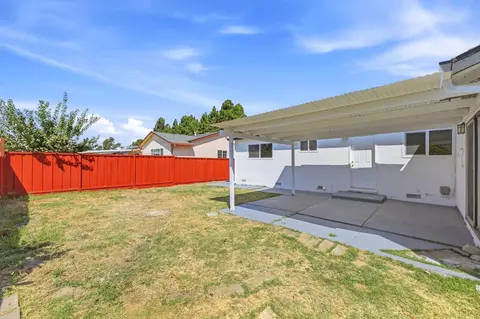 Exterior - 36173 Cedar Blvd, Newark, CA 94560 photo 7 of 9