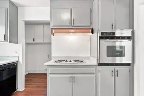 Kitchen - 36173 Cedar Blvd, Newark, CA 94560 photo 2 of 3