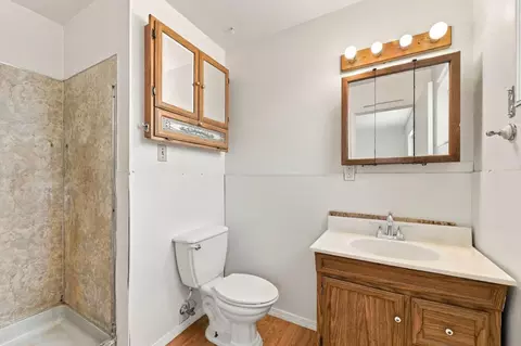 Bath - 36173 Cedar Blvd, Newark, CA 94560 photo 3 of 4