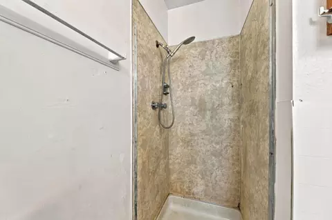 Bath - 36173 Cedar Blvd, Newark, CA 94560 photo 4 of 4