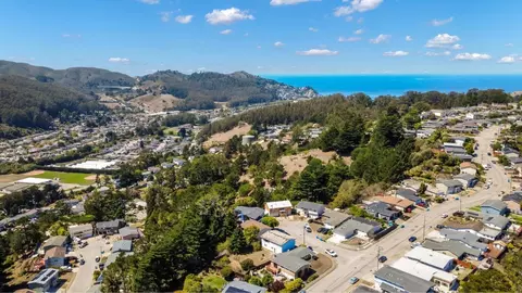 View/Area - 1152 Dulles Ct, Pacifica, CA 94044 photo 4 of 5