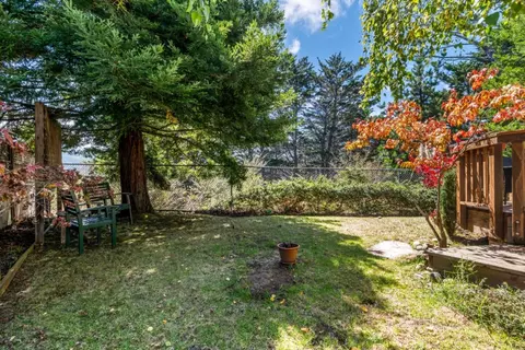 Exterior - 1152 Dulles Ct, Pacifica, CA 94044 photo 8 of 12