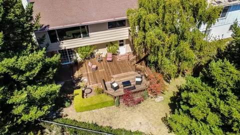 Exterior - 1152 Dulles Ct, Pacifica, CA 94044 photo 12 of 12