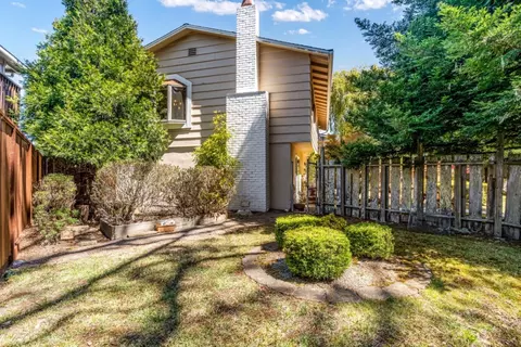 Exterior - 1152 Dulles Ct, Pacifica, CA 94044 photo 9 of 12