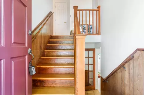 Entry Way - 1152 Dulles Ct, Pacifica, CA 94044 photo 1 of 3