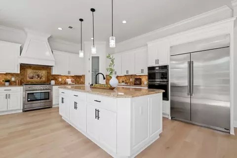 Kitchen - 18802 Devon Ave, Saratoga, CA 95070 photo 3 of 9