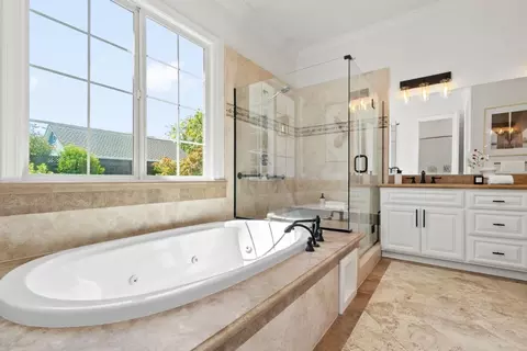 Bath - 18802 Devon Ave, Saratoga, CA 95070 photo 5 of 7