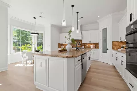 Kitchen - 18802 Devon Ave, Saratoga, CA 95070 photo 1 of 9