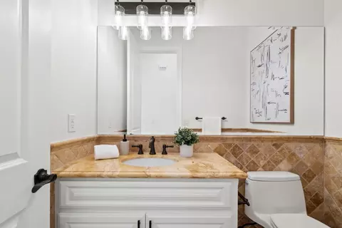 Bath - 18802 Devon Ave, Saratoga, CA 95070 photo 1 of 7