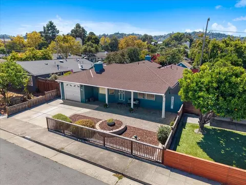 View/Area - 3992 Pasadena Dr, San Mateo, CA 94403 photo 1 of 3