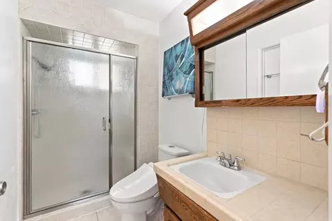 Bath - 1615 Everglades Dr, Milpitas, CA 95035 photo 1 of 5