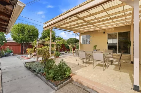 Exterior - 1615 Everglades Dr, Milpitas, CA 95035 photo 6 of 10