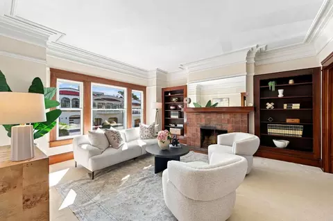 Living - 739 34th Ave, San Francisco, CA 94121 photo 1 of 4