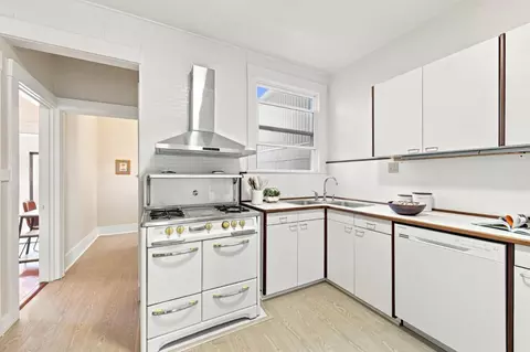 Kitchen - 739 34th Ave, San Francisco, CA 94121 photo 1 of 3