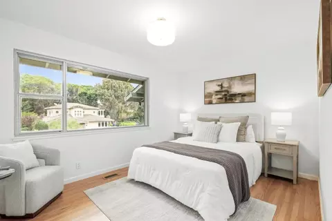 Bedroom - 1225 Murchison Dr, Millbrae, CA 94030 photo 1 of 8