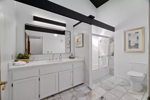 Bath - 207 Beverly Pl, Pacifica, CA 94044 photo 2 of 2