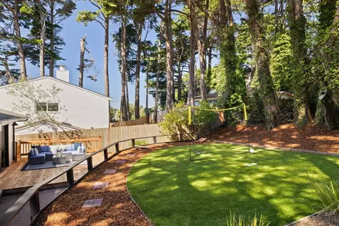 Exterior - 207 Beverly Pl, Pacifica, CA 94044 photo 2 of 5