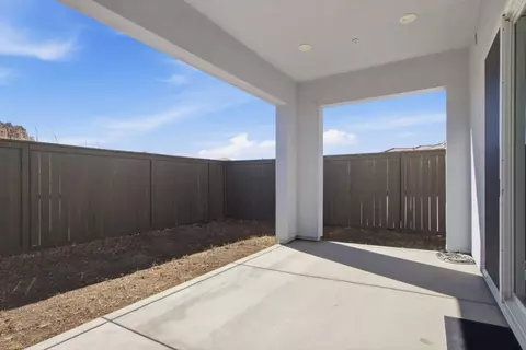 Exterior - 3218 Jake St, Tracy, CA 95377 photo 6 of 10