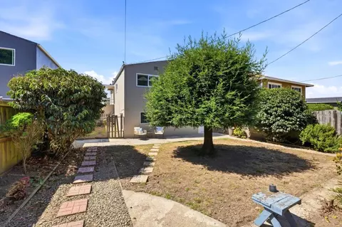 Exterior - 253 Catalina Ave, Pacifica, CA 94044 photo 2 of 8