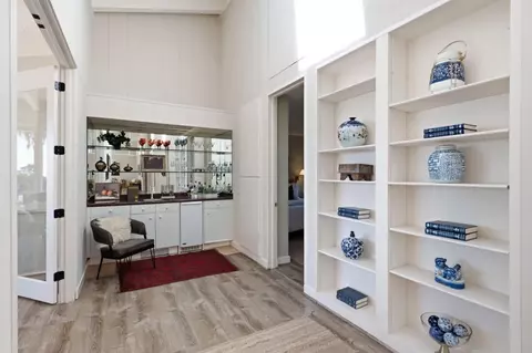 Entry Way - 1651 Crespi Ln, Pebble Beach, CA 93953 photo 5 of 9