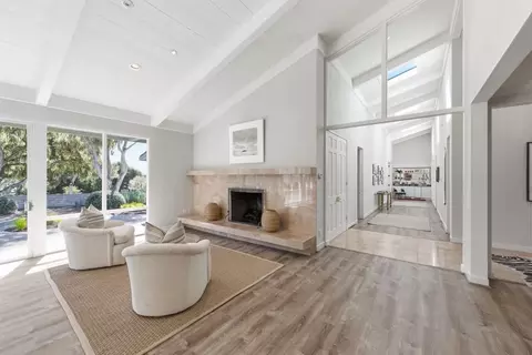 Entry Way - 1651 Crespi Ln, Pebble Beach, CA 93953 photo 3 of 9
