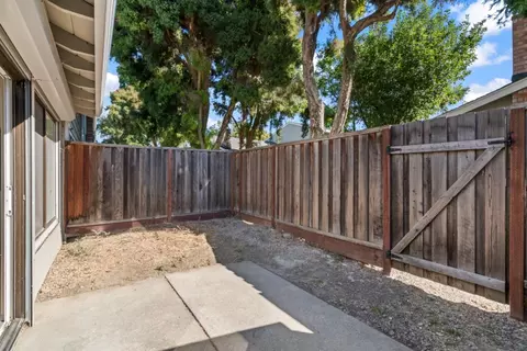 Exterior - 570 Latimer Cir, Campbell, CA 95008 photo 10 of 11