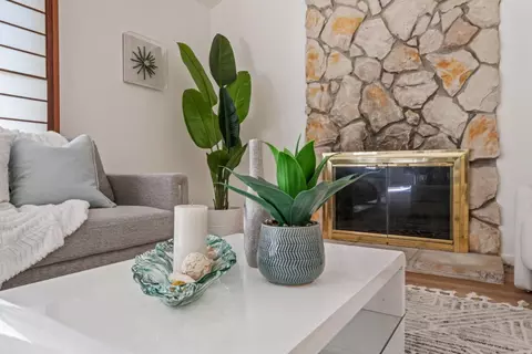 Living - 570 Latimer Cir, Campbell, CA 95008 photo 8 of 9