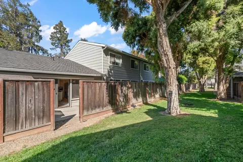 Exterior - 570 Latimer Cir, Campbell, CA 95008 photo 6 of 11