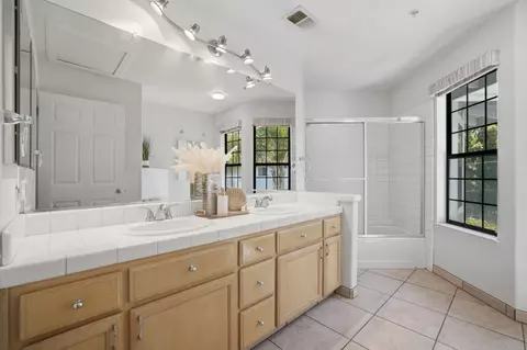 Bath - 4439 Esta Ln, Soquel, CA 95073 photo 2 of 7
